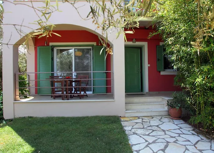 Maria דירה Tsoukaládhes